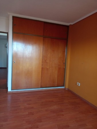 46 e/23y24 - DEPARTAMENTO DE UN DORMITORIO - BALCON - 