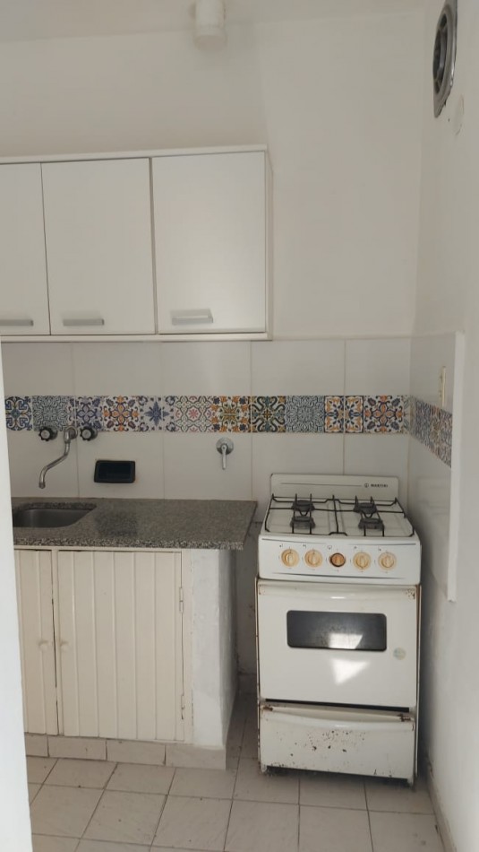 DEPARTAMENTO EN VENTA 2 DORMITORIOS - CON PATIO A RECICLAR