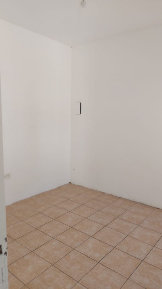 DEPARTAMENTO EN VENTA 2 DORMITORIOS - CON PATIO A RECICLAR