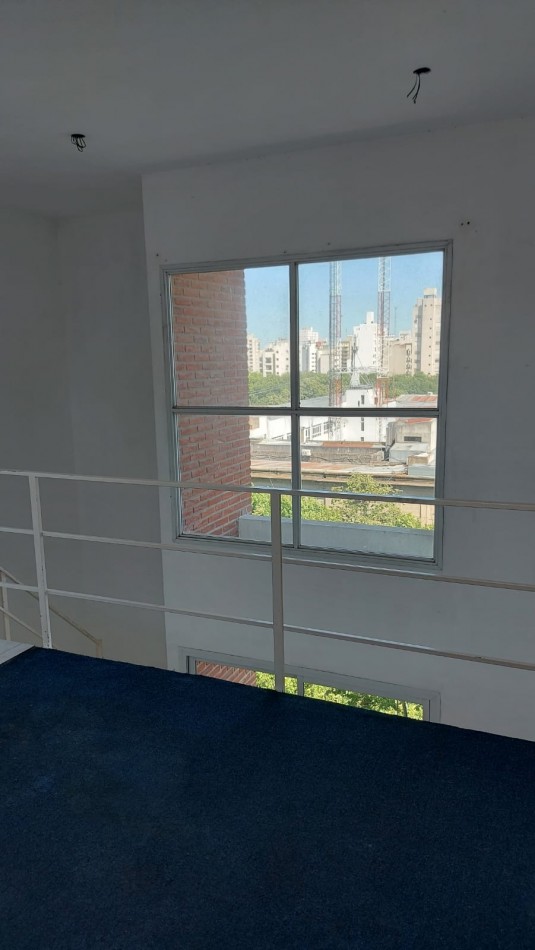 EXCELENTE DEPARTAMENTO DE 1 DORMITORIO -LIVING COMEDOR - COCINA EQUIPADA  