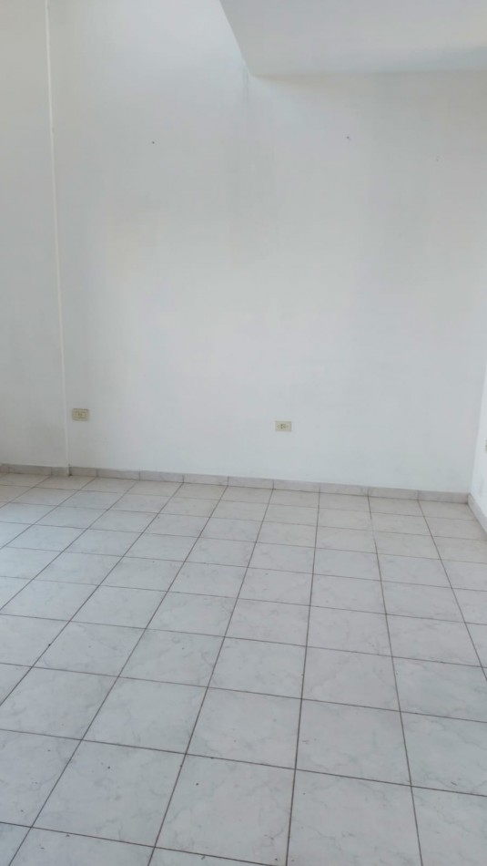 EXCELENTE DEPARTAMENTO DE 1 DORMITORIO -LIVING COMEDOR - COCINA EQUIPADA  