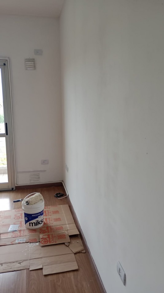 AV60 E/ 29 Y 30- EXCELENTE DEPARTAMENTO DE 1 DORMITORIO CON BALCON Y COCHERA DOBLE- EN ALQUILER 