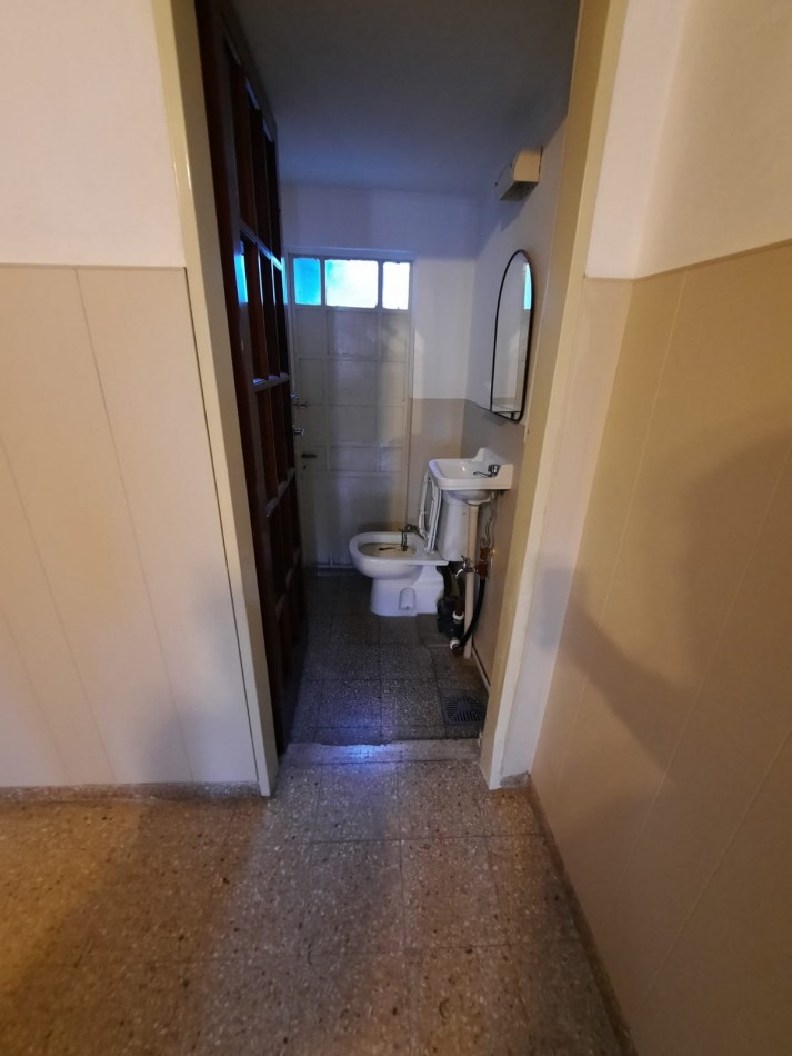 EXCELENTE CASA EN ALQUILER DE 2 DORMITORIOS 