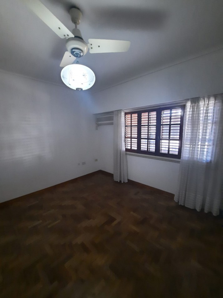 EXCELENTE CASA EN ALQUILER DE 2 DORMITORIOS 
