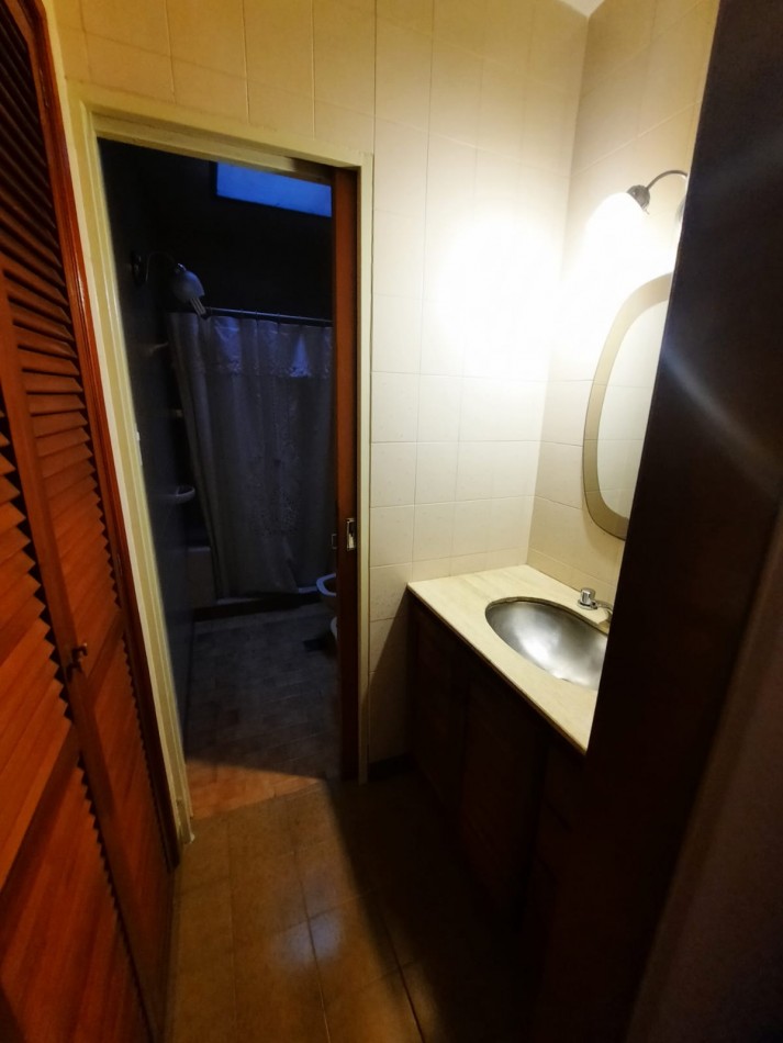 EXCELENTE CASA EN ALQUILER DE 2 DORMITORIOS 