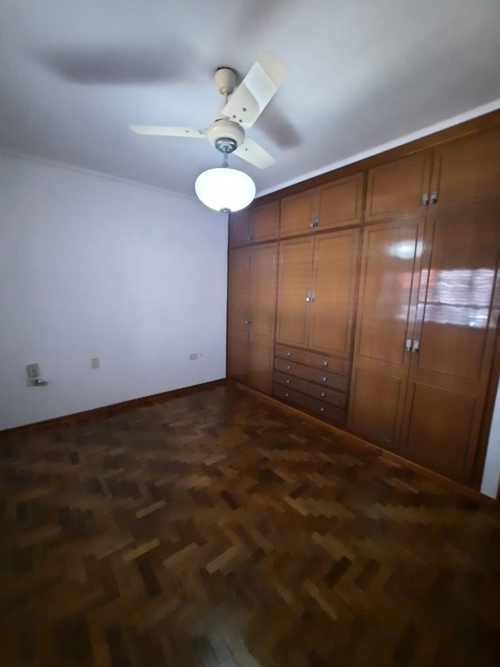 EXCELENTE CASA EN ALQUILER DE 2 DORMITORIOS 
