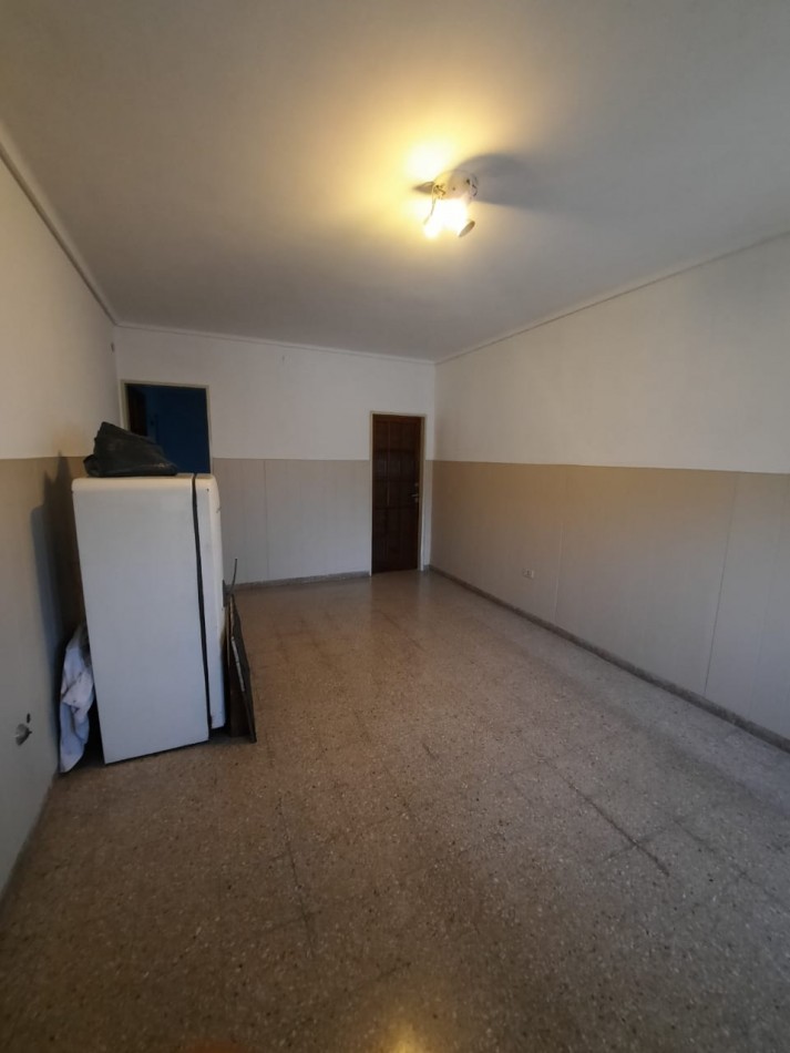 EXCELENTE CASA EN ALQUILER DE 2 DORMITORIOS 