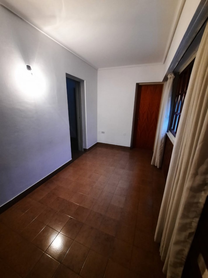 EXCELENTE CASA EN ALQUILER DE 2 DORMITORIOS 