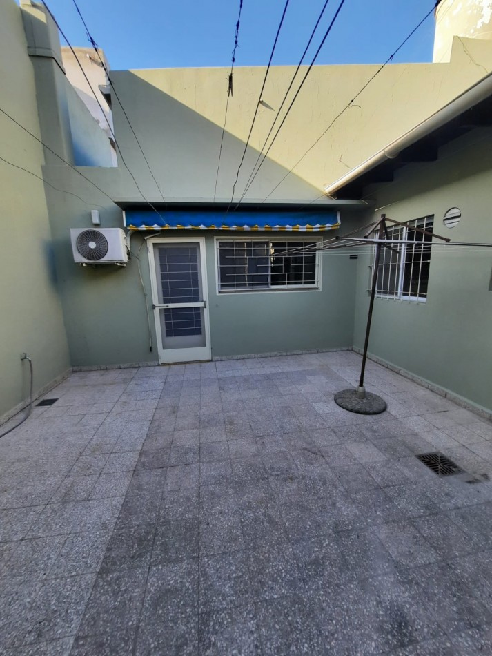 EXCELENTE CASA EN ALQUILER DE 2 DORMITORIOS 