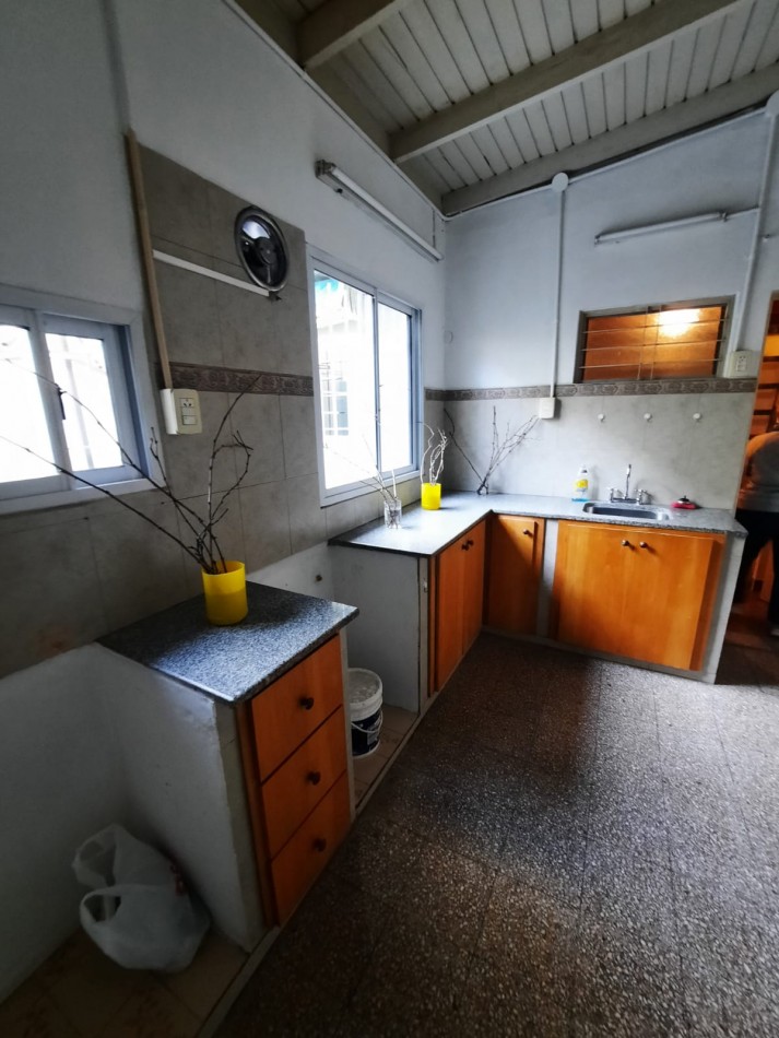EXCELENTE CASA EN ALQUILER DE 2 DORMITORIOS 