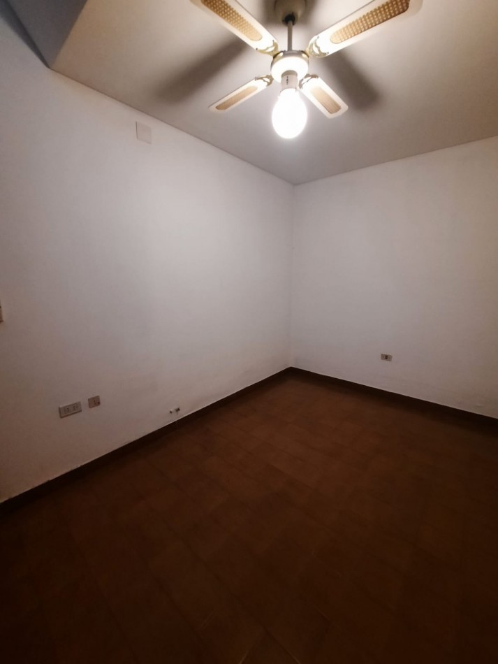 EXCELENTE CASA EN ALQUILER DE 2 DORMITORIOS 