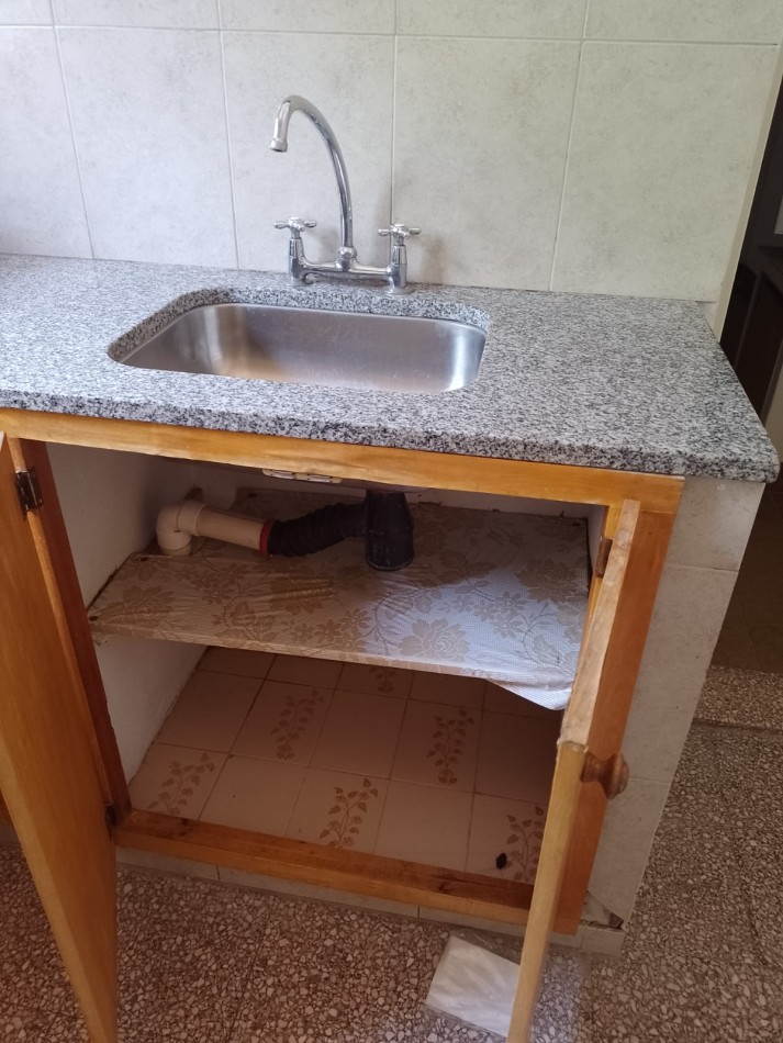 EXCELENTE CASA EN ALQUILER DE 2 DORMITORIOS 