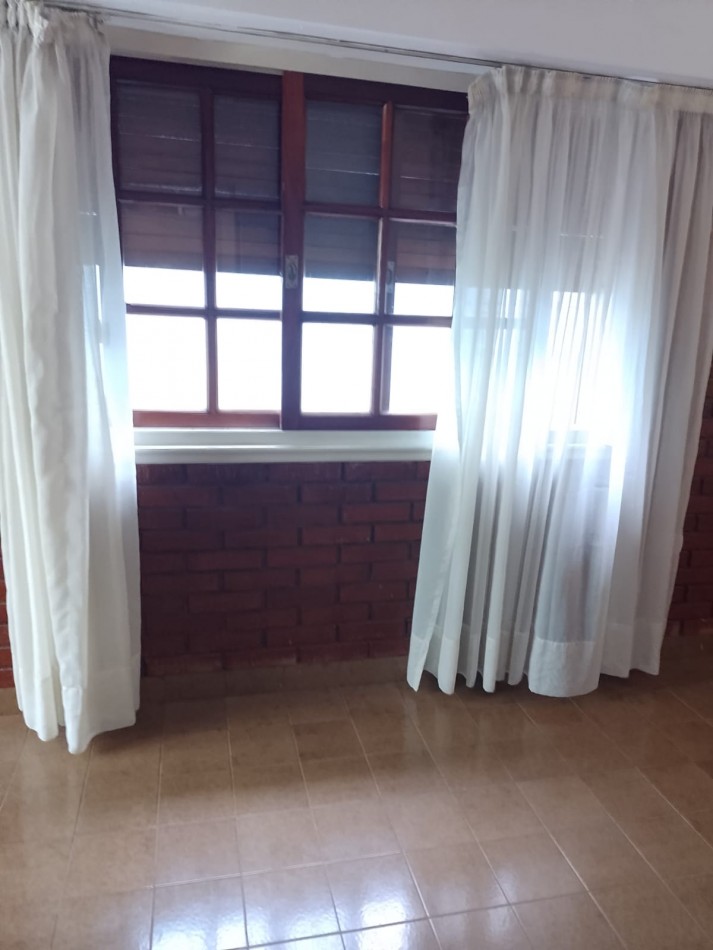 EXCELENTE CASA EN ALQUILER DE 2 DORMITORIOS 