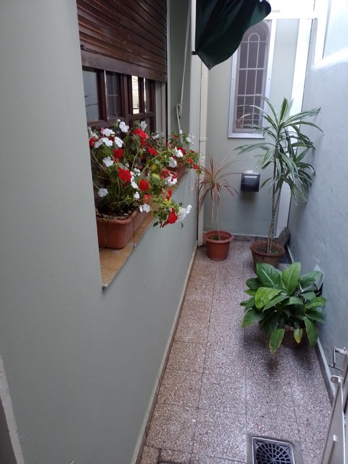EXCELENTE CASA EN ALQUILER DE 2 DORMITORIOS 
