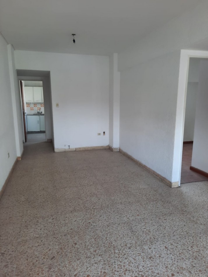 58 E/ 17 Y 18 - DOS DORMITORIOS - BALCON - LA PLATA