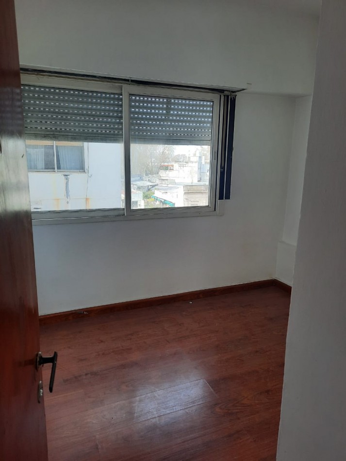 58 E/ 17 Y 18 - DOS DORMITORIOS - BALCON - LA PLATA