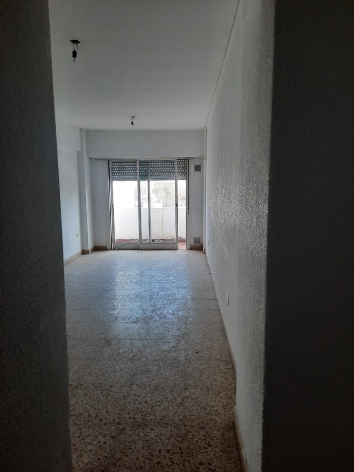 58 E/ 17 Y 18 - DOS DORMITORIOS - BALCON - LA PLATA