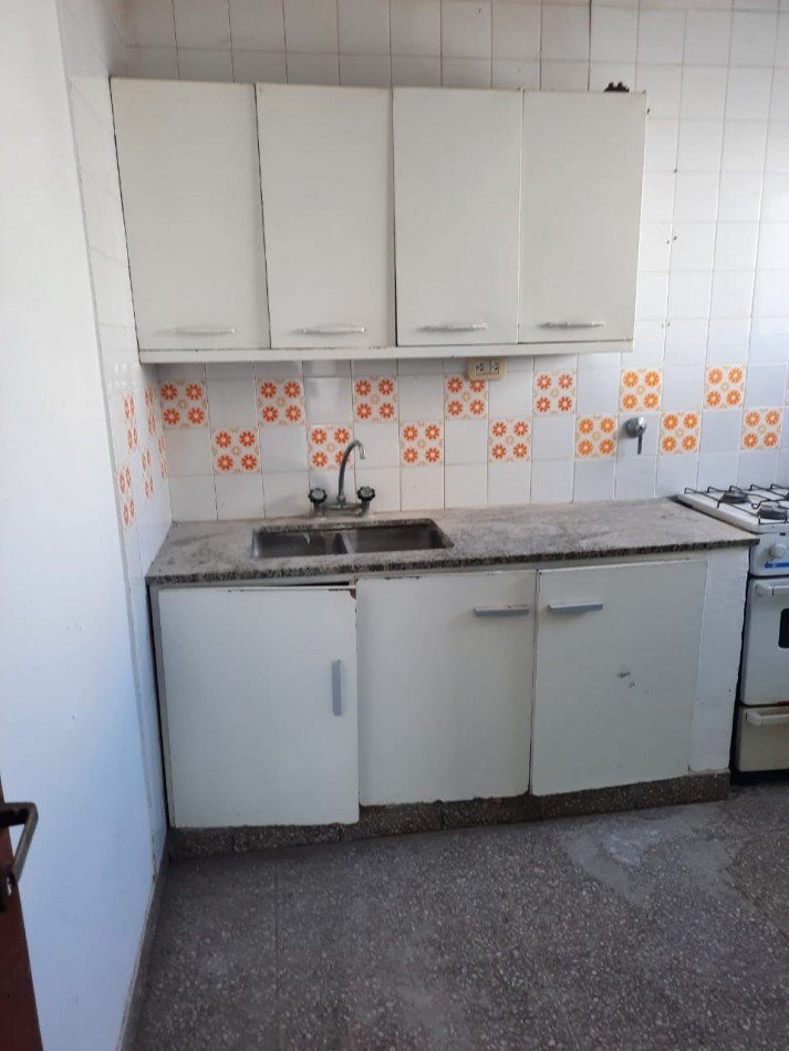 58 E/ 17 Y 18 - DOS DORMITORIOS - BALCON - LA PLATA