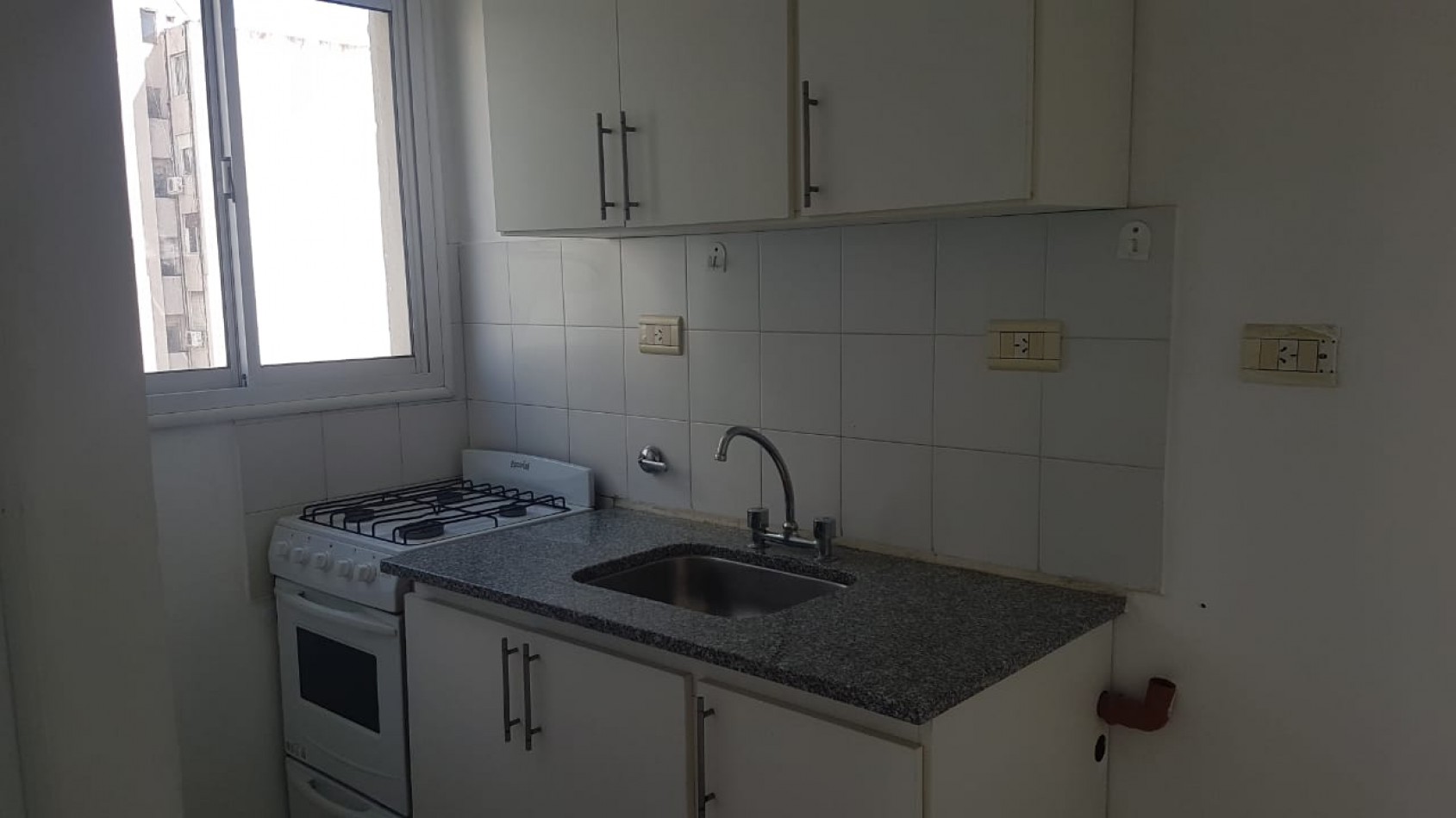 12 Y 48 - 1 DORM CON BALCON - CENTRO LA PLATA