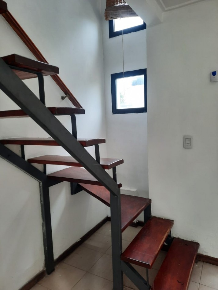 EXCELENTE DUPLEX -2 DORMITORIOS -JARDIN CON PARRILLA 