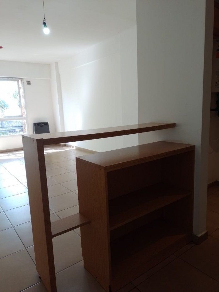 58 E/ 12 Y 13 - EXCELENTE MONOAMBIENTE EN ALQUILER 
