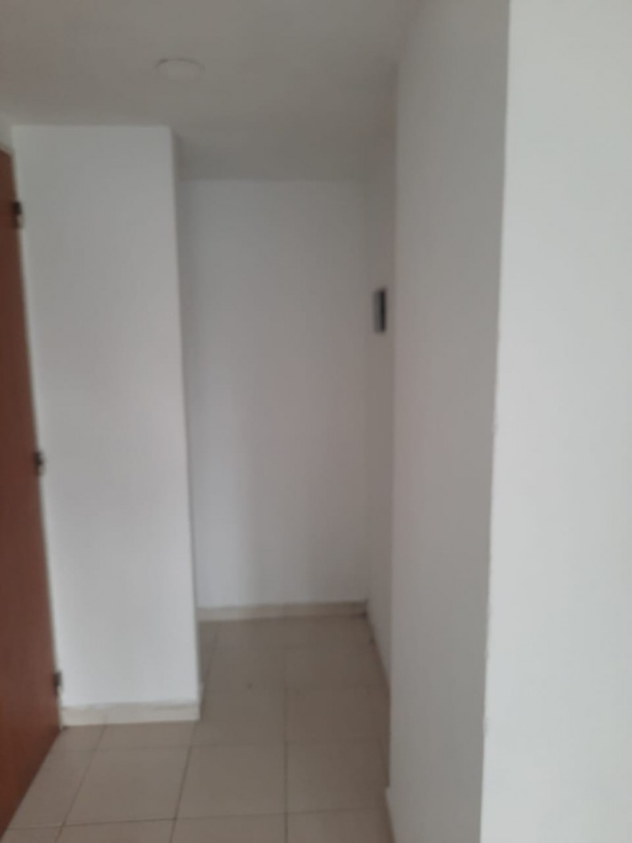 5 ESQ 58 - EXCELENTE DEPARTAMENTO DE 2 DORMITORIOS CON COCHERA EN ALQUILER 