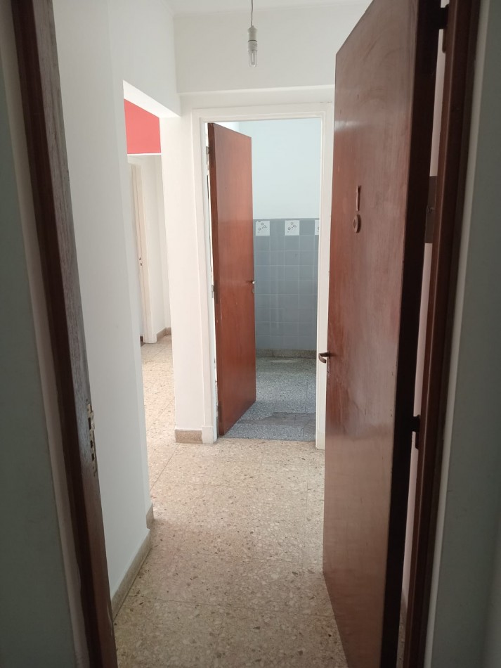 56 E/ 6 Y 7 - DEPARTAMENTO DE 2 DORMITORIOS EN ALQUILER 