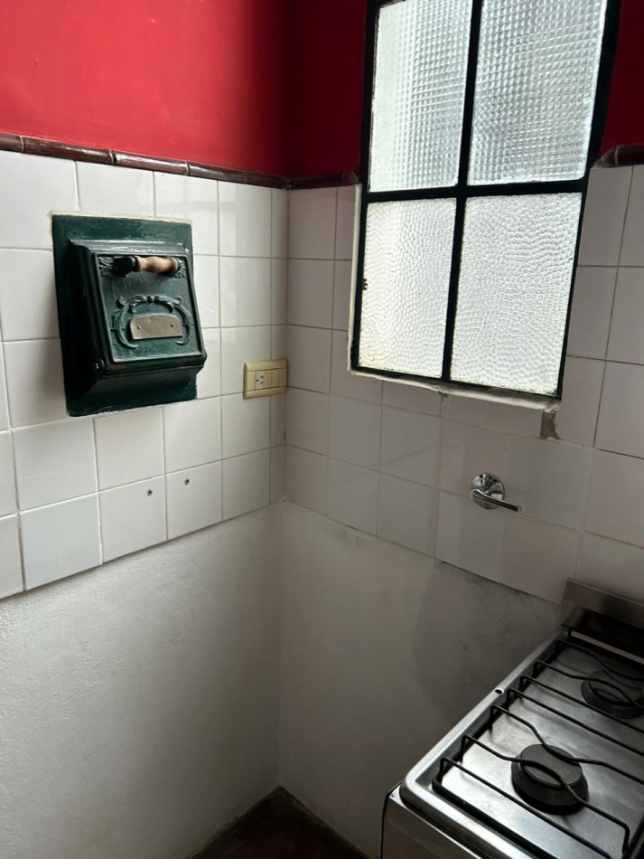 48 Esq. 9 - 1 Dorm y living comedor- La Plata Centro
