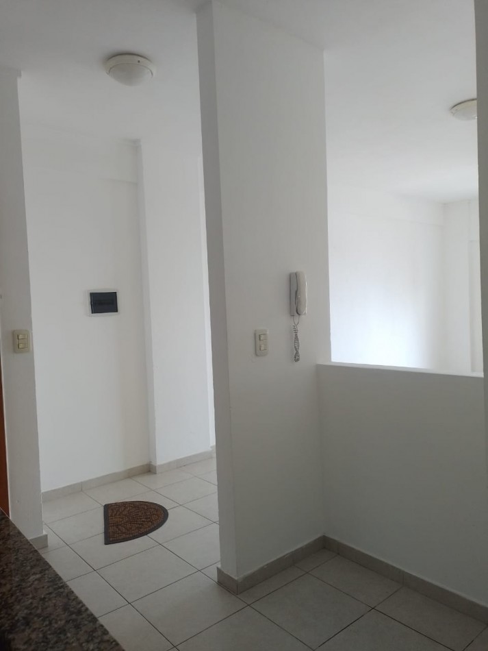 11 Y 59 - MONOAMBIENTE EN VENTA - LA PLATA 