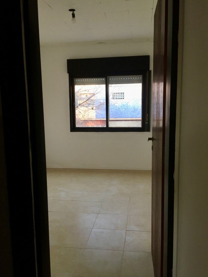 23 ESQ 61 -  DEPARTAMENTO DE 1 DORMITORIO EN ALQUILER  - SIN EXPENSAS 