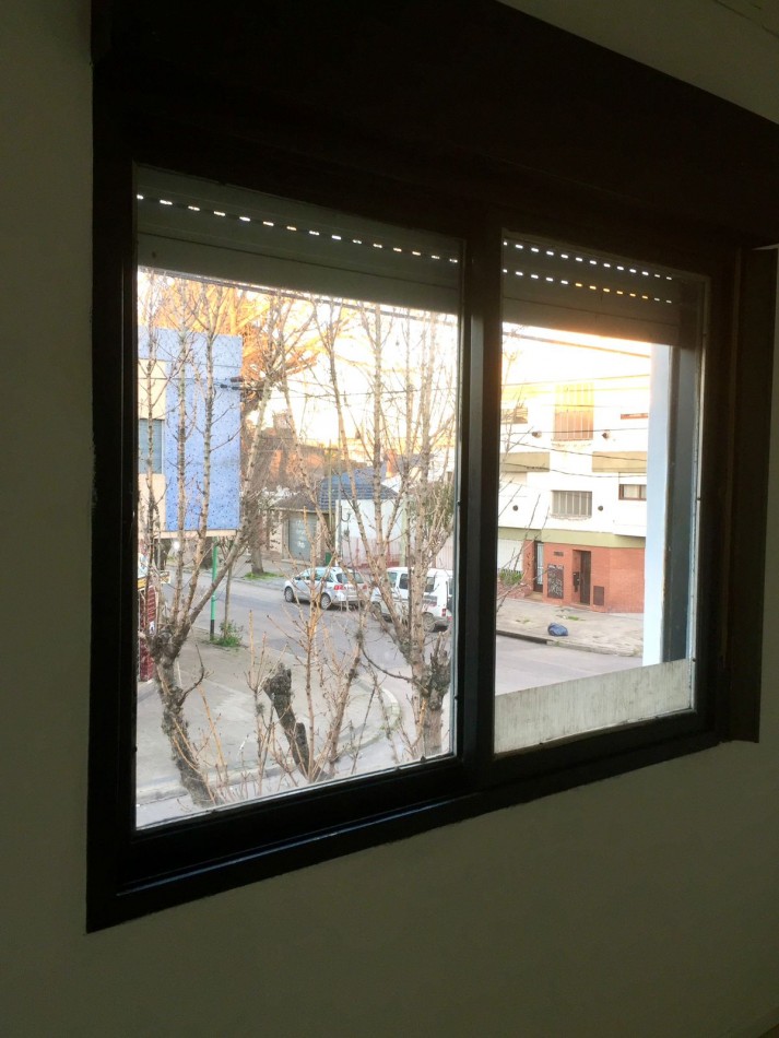 23 ESQ 61 -  DEPARTAMENTO DE 1 DORMITORIO EN ALQUILER  - SIN EXPENSAS 
