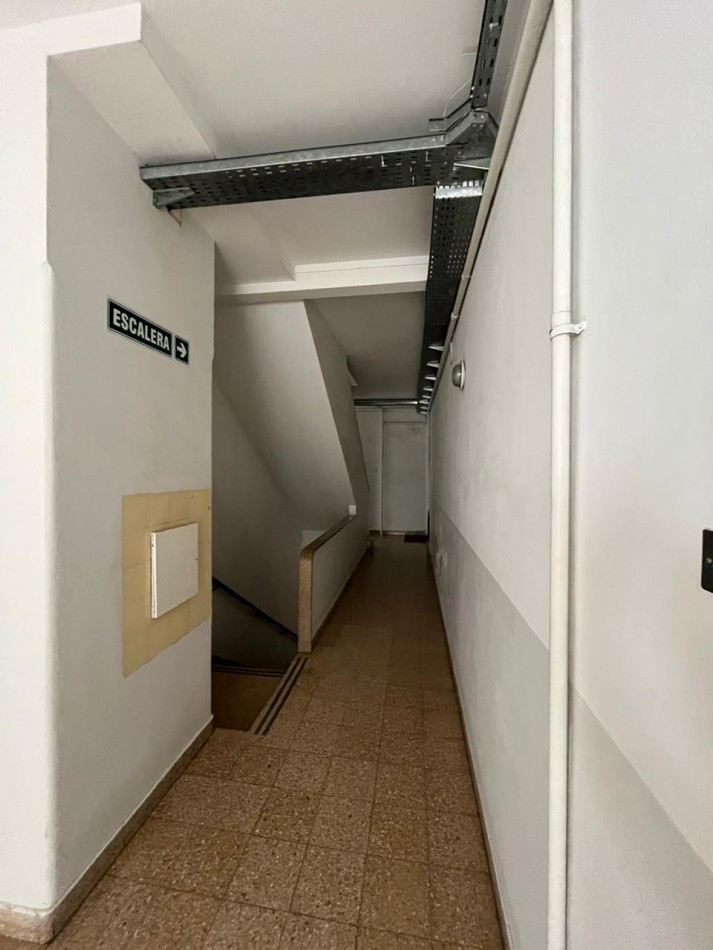 AV 53 E/ 8 Y 9 - DEPTO 2 DORM - APTO BANCO - ZONA INMEJORABLE DE LA CIUDAD