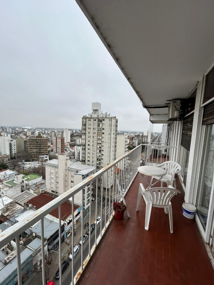 AV 7 E/ 39  Y 40 - 1 DORM PISO 10 - CON VISTA PANORAMICA DE LA CIUDAD - LA PLATA