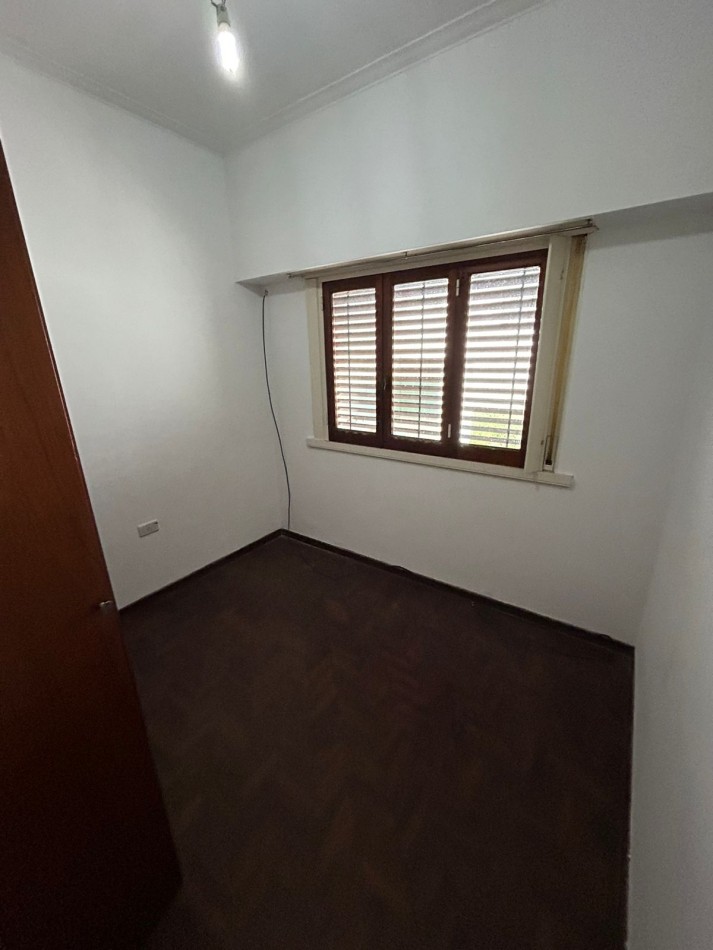 33 E/ 15 Y 16 - CASA EN BARRIO NORTE - LOTE 149 M2 - 