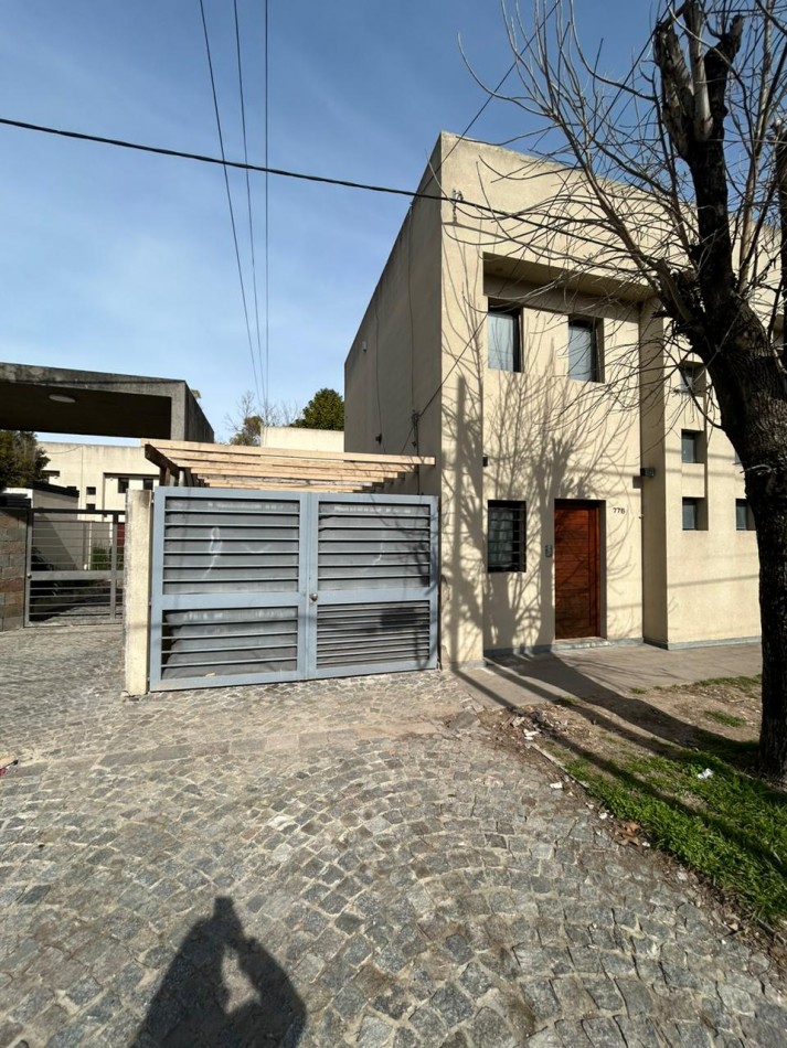 EXCELENTE DUPLEX -2 DORMITORIOS -JARDIN CON PARRILLA 