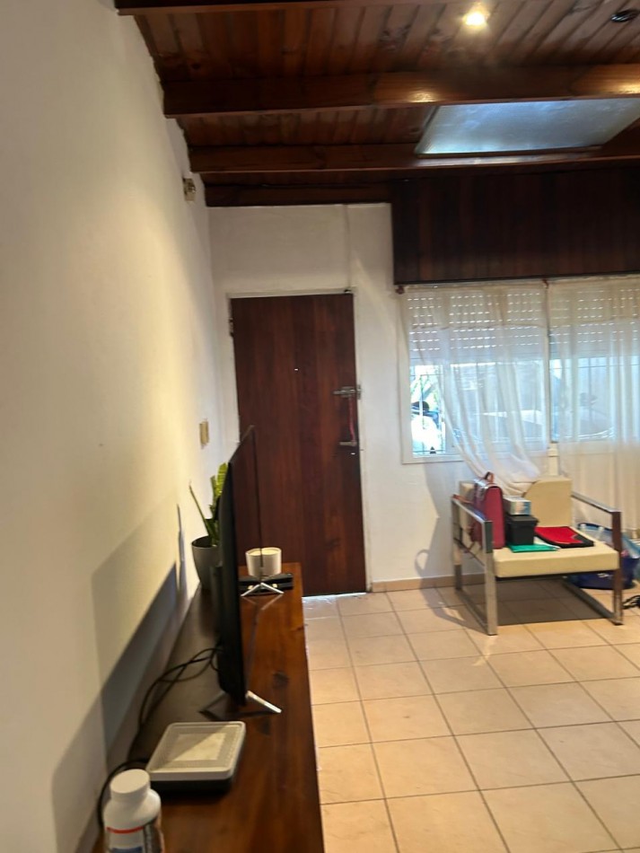  48 E/ 122 Y 123 - DEPARTAMENTO DE 3/4 DORMITORIOS EN VENTA 