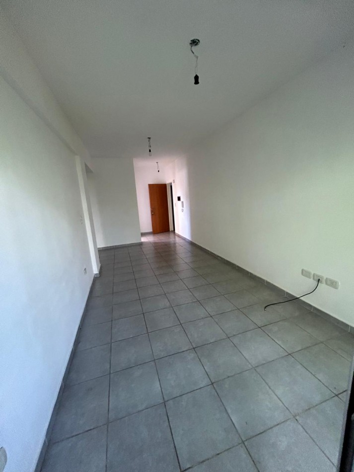 57 Y 11 - DEPARTAMENTO DE 1 DORMITORIO EN ALQUILER  - CENTRO 