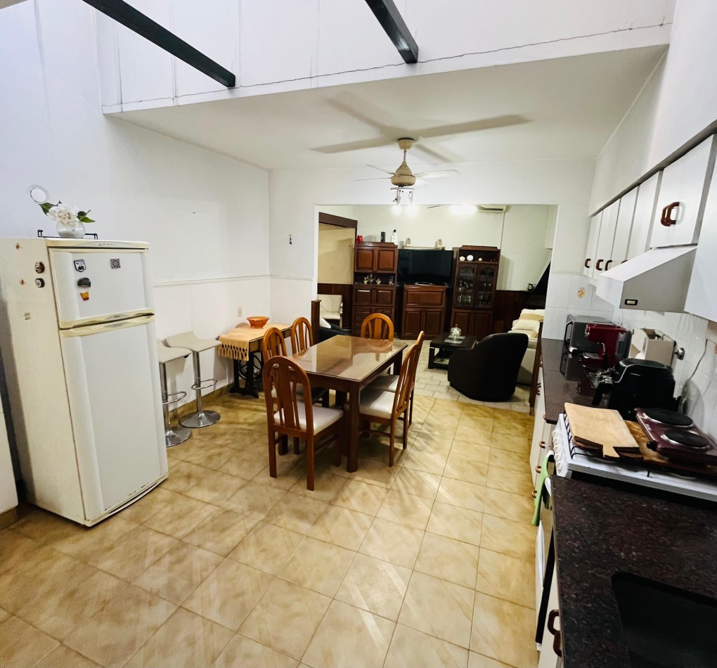 DIAG 73 Y 40 - CASA CON DOS LOCALES EN VENTA SOBRE DIAGONAL 73