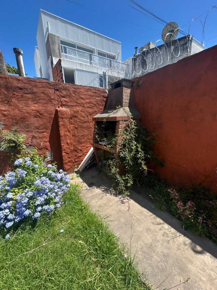 4 E/ 520 Y 521 . CASA DE DOS DORM - TOLOSA A RECICLAR