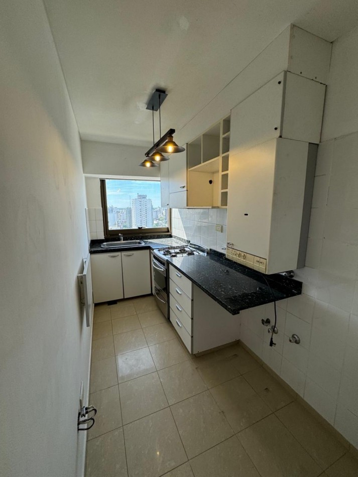 53 E/ 10 Y 11 - 2 DORM CON COCHERA - CENTRO DE LA PLATA 