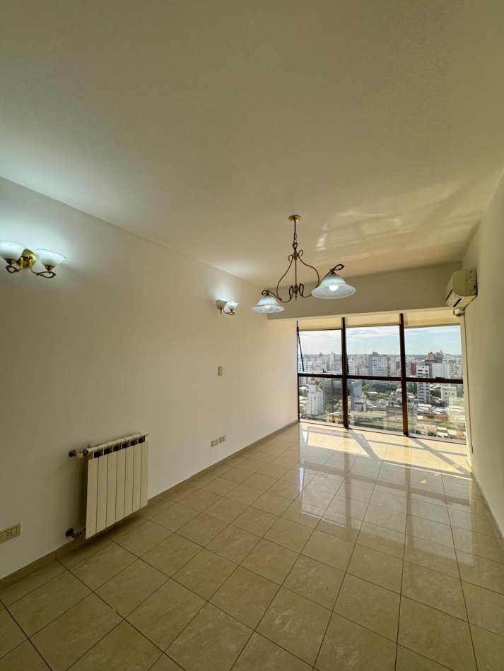 53 E/ 10 Y 11 - 2 DORM CON COCHERA - CENTRO DE LA PLATA 