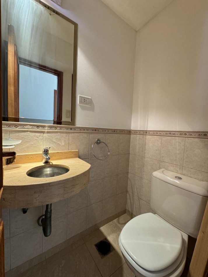 53 E/ 10 Y 11 - 2 DORM CON COCHERA - CENTRO DE LA PLATA 