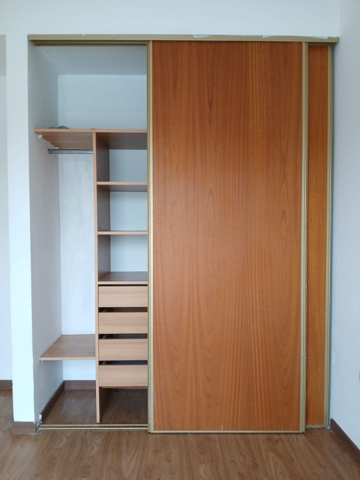 60 Y 30 - DEPTO CON BALCON - EDIFICIO CREDIL 