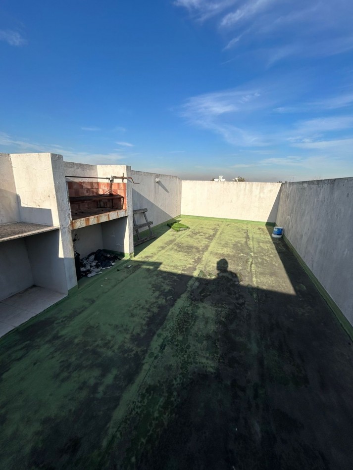 27 E/ 34 Y 35 - DEPARTAMENTO DE DOS DORMITORIOS CON COCHERA - TERRAZA PRIVADA 