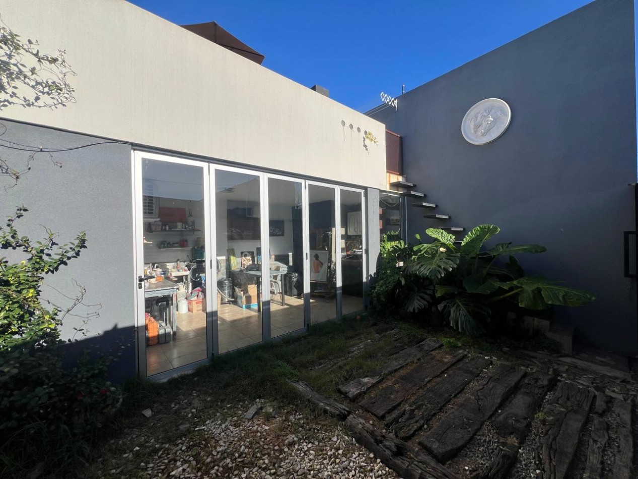 531 E/ 28 Y 29 - HERMOSO DUPLEX A LA VENTA - APTO CREDITO