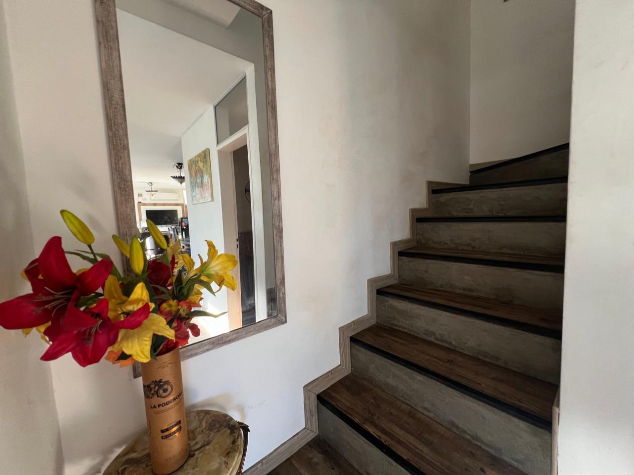 531 E/ 28 Y 29 - HERMOSO DUPLEX A LA VENTA - APTO CREDITO
