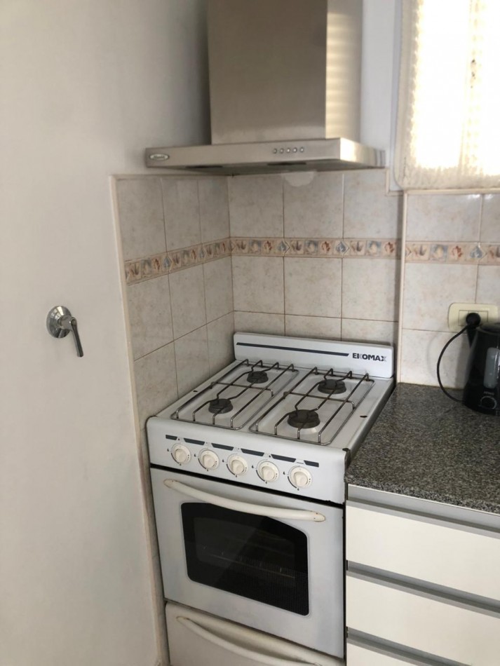 61 E/ 12 Y 13 - DEPARTAMENTRO DE 1 DORMITORIO CONTRAFRENTE 