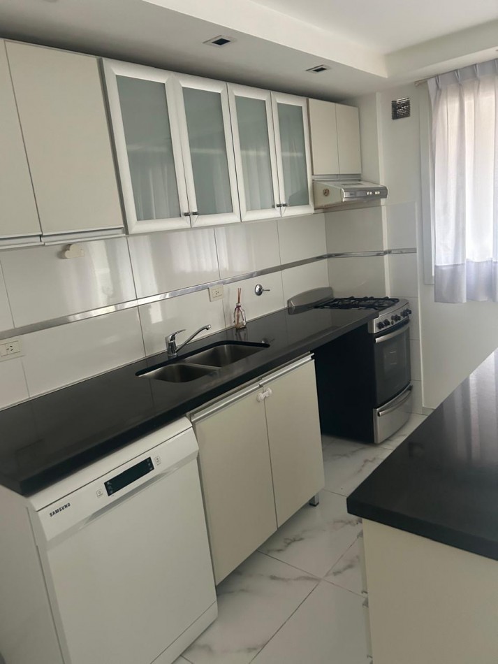  EXCELENTE DEPARTAMENTO DE 2 DORMITORIOS EN ALQUILER 