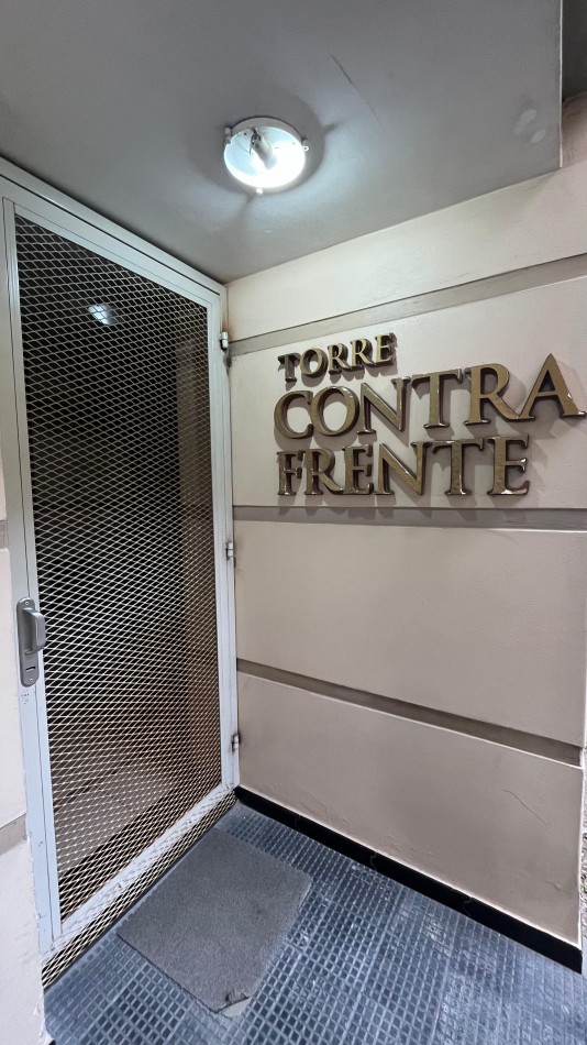 61 E/ 12 Y 13 - DEPARTAMENTRO DE 1 DORMITORIO CONTRAFRENTE 