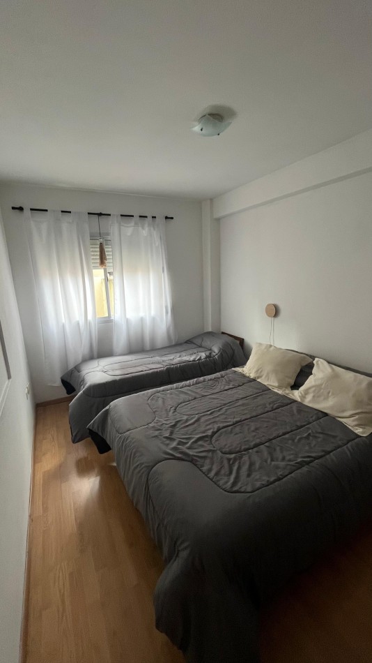 61 E/ 12 Y 13 - DEPARTAMENTRO DE 1 DORMITORIO CONTRAFRENTE 